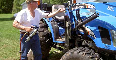 Perks Of Using A Grease Gun For Lubrication