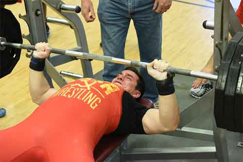 The advantages of warm-up for max bench