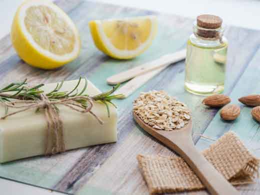 The Features and Ingredients in Natural Soaps for Acne