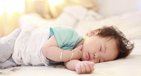 Natural Sleep Aids for Kids: Chamomile