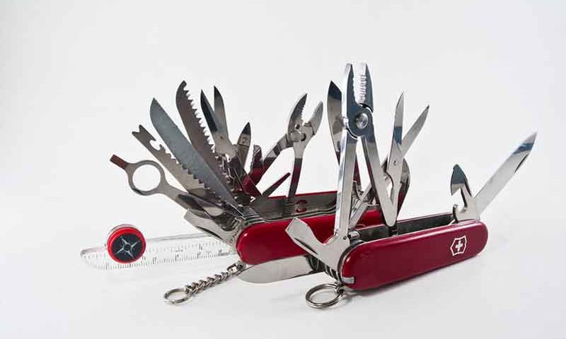 5 Ways to Escape a Locked Room With Only a Swiss Army Knife